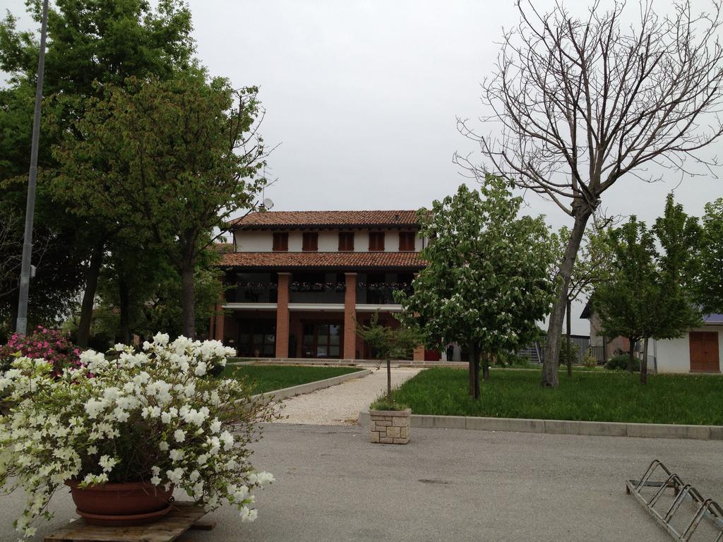 Agriturismo Nonis San Vito al Tagliamento Exterior foto